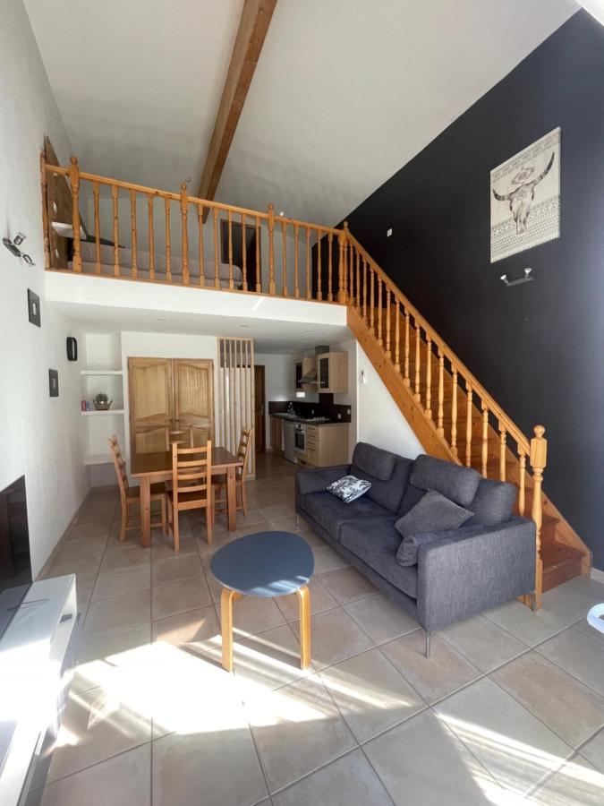 Logement Tout Confort Au Calme Entre Saint Tropez Et Les Gorges Du Verdon Le Thoronet Exterior photo